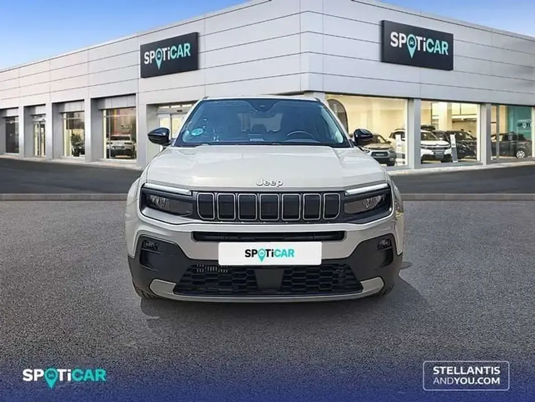Usado Jeep Avenger Altitude 101 CV (74 kW) 2025 Gris SUV