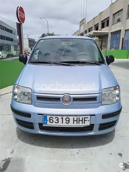 Usado Fiat Panda 4x4 85 CV (62 kW) 2012 Azul Utilitario
