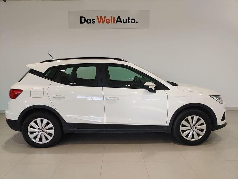 Usado Seat Arona Reference 95 CV (69 kW) 2024 Blanco SUV
