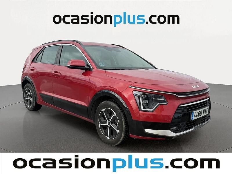 Usado Kia Niro 129 CV (94 kW) 2025 Rojo SUV