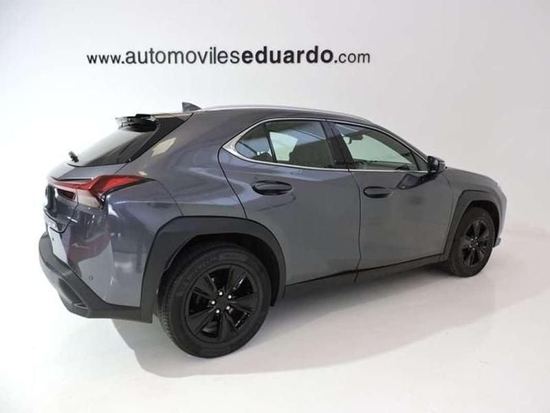 Usado Lexus UX 250h Business Edition 184 CV (135 kW) 2023 Gris SUV