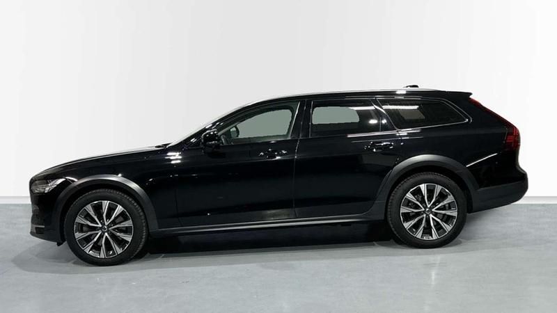 Usado Volvo V90 CC Core 197 CV (144 kW) 2023 Familiar
