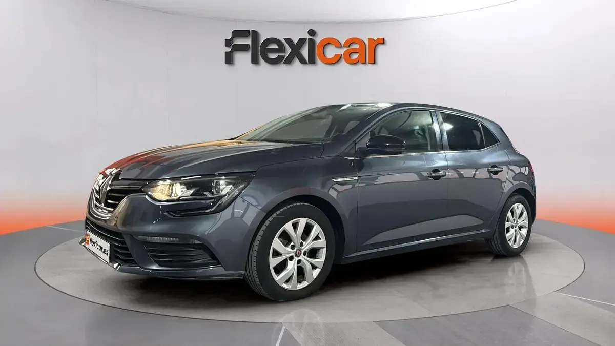 Usado Renault Mégane LIMITED 140 CV (102 kW) 2020 Gris Berlina