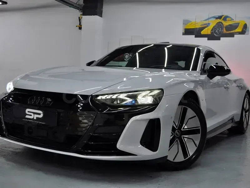 Usado Audi e-tron GT quattro 430 kW (585 CV) 2022 Eléctrico Berlina