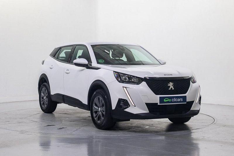 Usado Peugeot 2008 Active 100 CV (73 kW) 2021 Blanco SUV