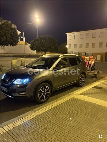 Usado Nissan X-Trail Tekna 177 CV (130 kW) 2018 Gris / plata SUV