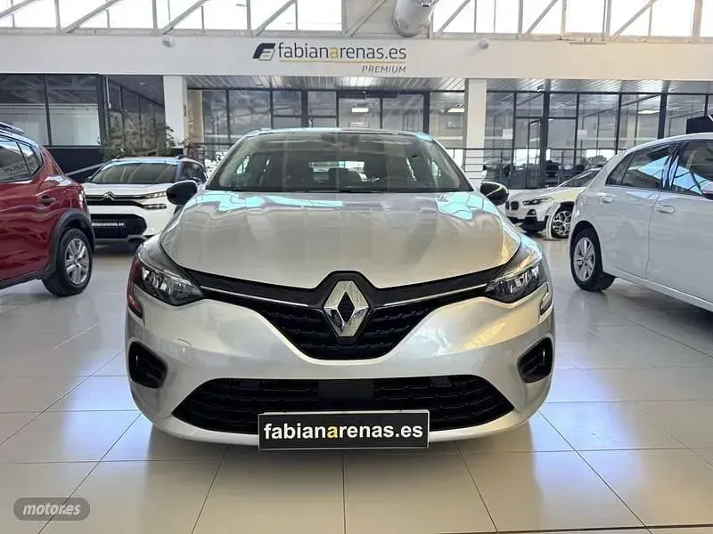 Usado Renault Clio Equilibre 90 CV (66 kW) 2023 Gris Utilitario