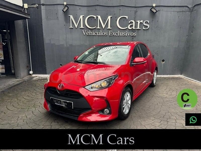 Rojo Usado 2023 Toyota Yaris Edition Utilitario | 15.999 € (Buen precio) - Imagen 1/4