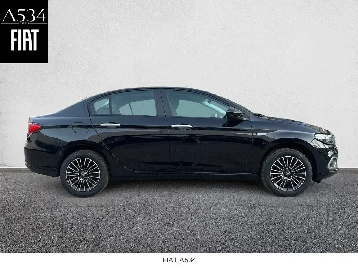 Nuevo Fiat Tipo 130 CV (95 kW) 2026 Negro Berlina