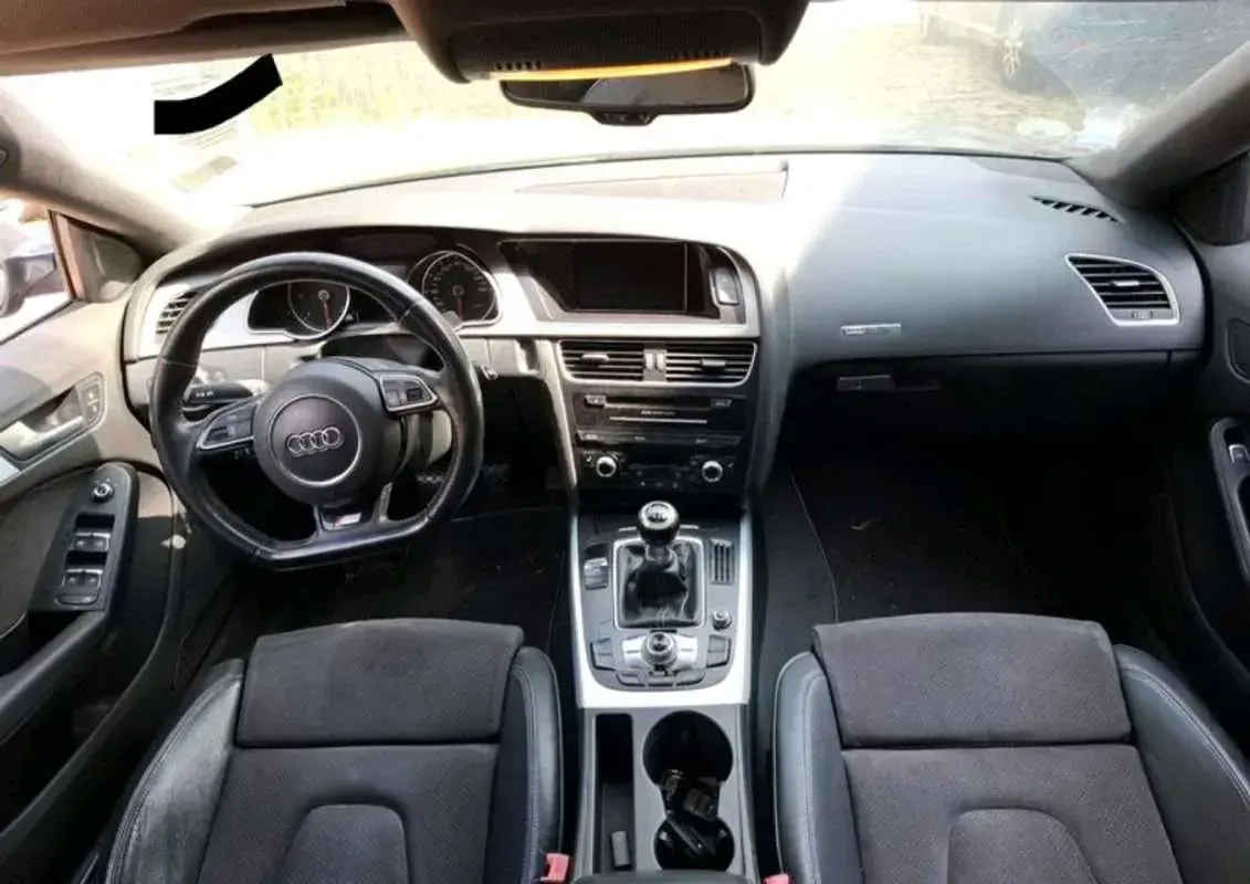 Usado Audi A5 Sportback Exclusive 177 CV (130 kW) 2012 Gris Utilitario