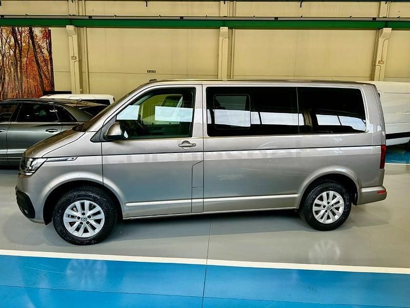 Usado VW Caravelle 110 CV (80 kW) 2024 Beige Monovolumen