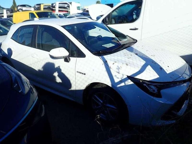 Usado Toyota Corolla Active 122 CV (89 kW) 2021 Blanco SUV