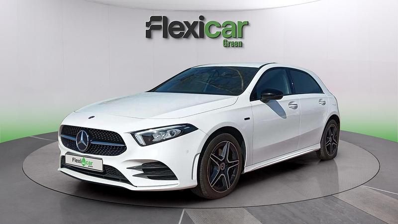 Usado Mercedes A250 220 CV (161 kW) 2021 Blanco Berlina