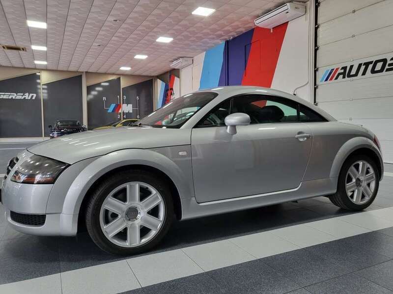 Usado Audi TT 190 CV (139 kW) 2006 Gris Coupe