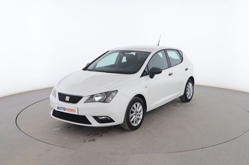 Blanco Usado 2015 Seat Ibiza Reference Utilitario | 8199 € (Precio justo) - Imagen 1/4