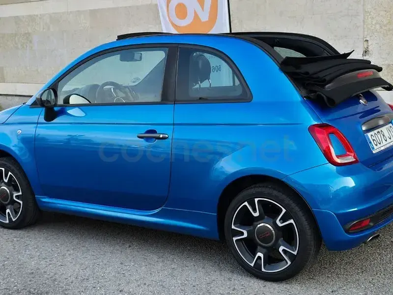 Usado Fiat 500 69 CV (50 kW) 2017 Azul Descapotable