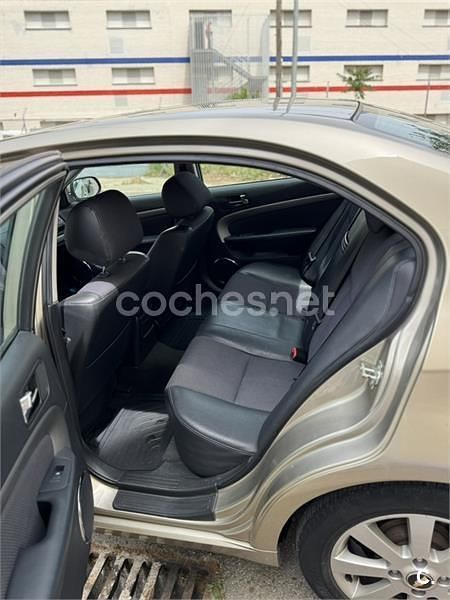 Usado Chevrolet Epica LT 150 CV (110 kW) 2010 Beige Berlina