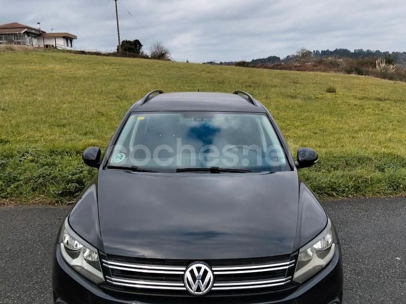 Usado VW Tiguan Advance 115 CV (84 kW) 2015 Negro SUV