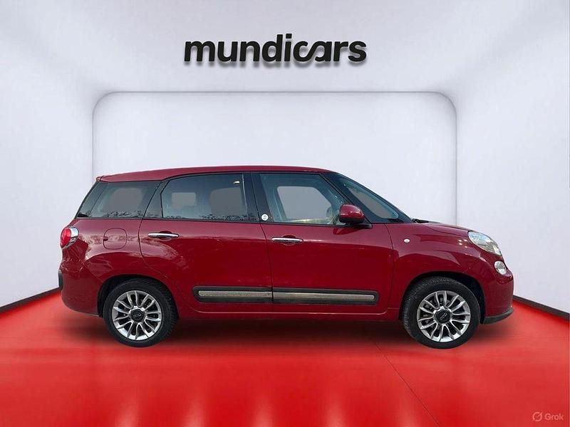 Usado Fiat 500L Lounge 85 CV (62 kW) 2014 Rojo Monovolumen