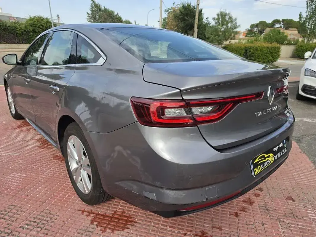 Usado Renault Talisman Intens 131 CV (96 kW) 2016 Gris Berlina