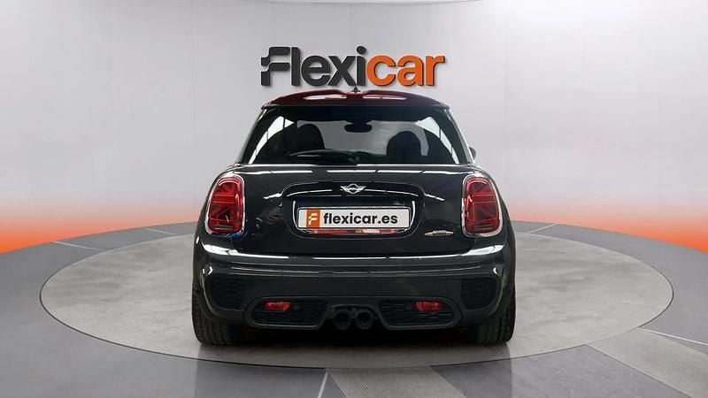 Usado Mini John Cooper Works 231 CV (169 kW) 2018 Negro Utilitario