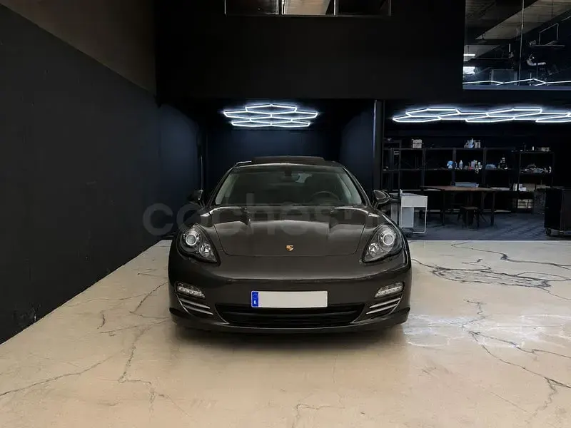 Usado Porsche Panamera 250 CV (183 kW) 2012 Negro Utilitario