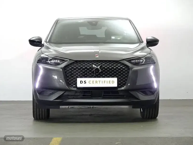 Usado DS Automobiles DS3 Performance Line Plus 130 CV (95 kW) 2023 Gris SUV