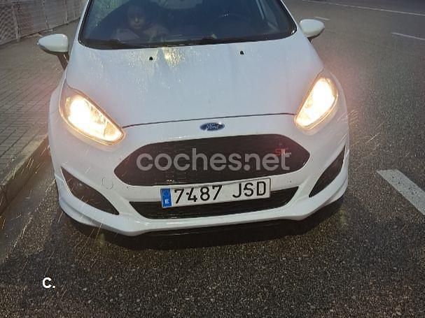 Usado Ford Fiesta ST-Line 100 CV (73 kW) 2016 Blanco Berlina