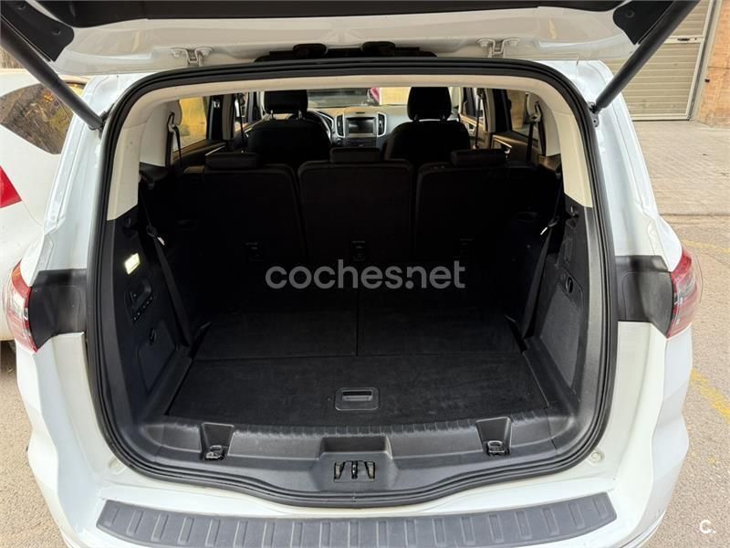 Blanco Usado 2016 Ford S-MAX Titanium Monovolumen | 10.500 € - Imagen 1/4