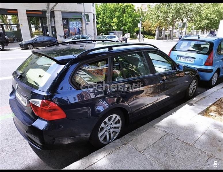 Usado BMW 320 163 CV (119 kW) 2005 Azul Familiar