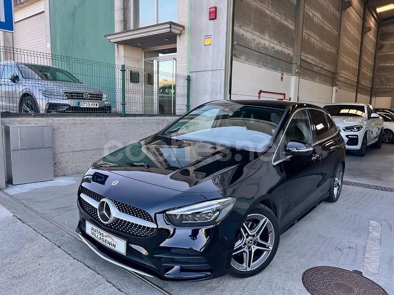 Negro Usado 2020 Mercedes B200 Monovolumen | 24.900 € (Un poco caro) - Imagen 1/4