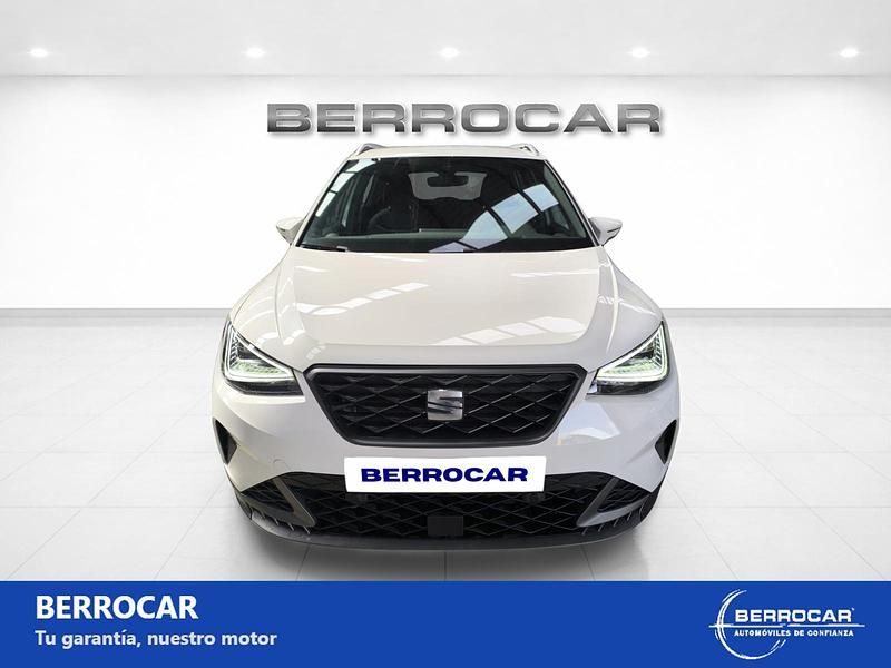 Usado Seat Arona FR 115 CV (84 kW) 2024 Blanco SUV