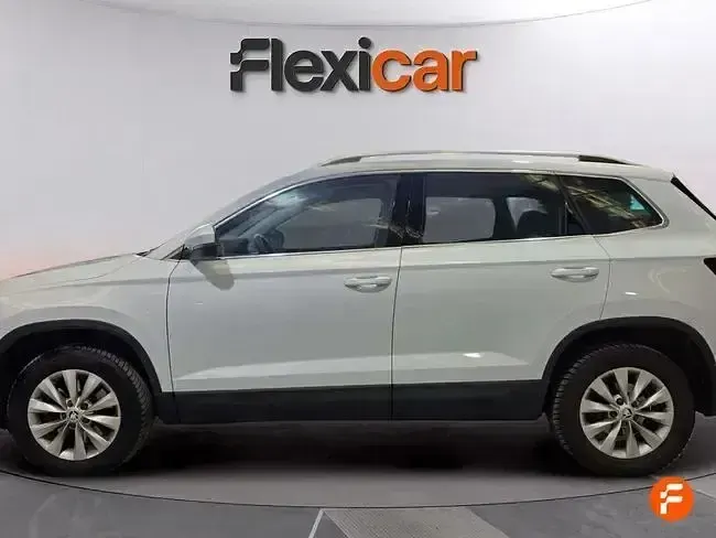 Occasion Skoda Karoq Ambition 150 PK (110 kW) 2023 Wit SUV