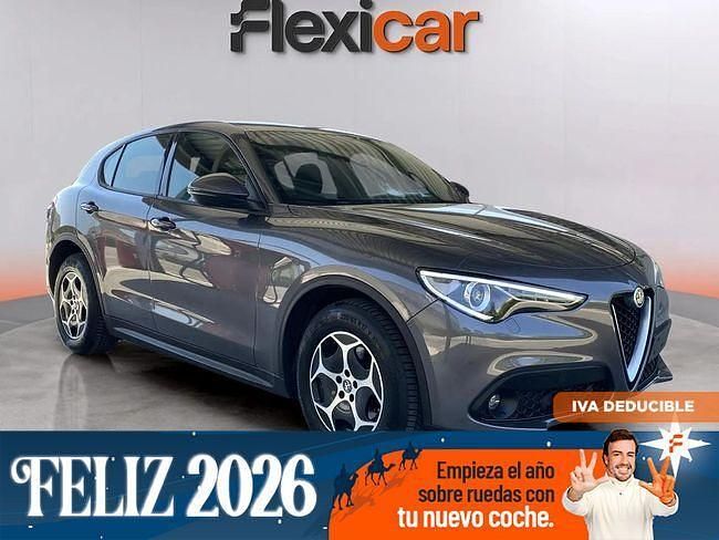 Gris / plata Usado 2022 Alfa Romeo Stelvio Super SUV | 22.990 € (Buen precio) - Imagen 1/4