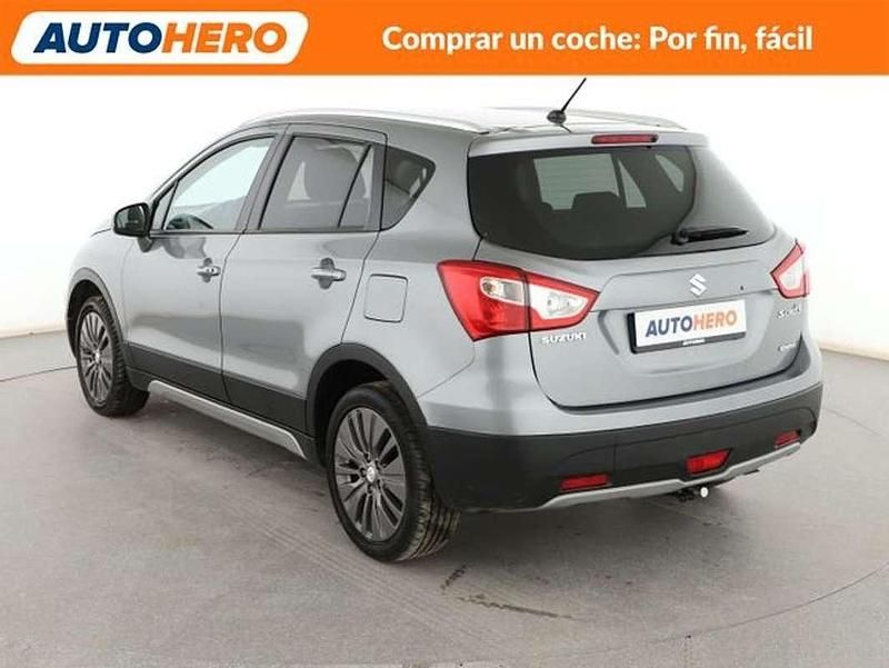 Usado Suzuki SX4 120 CV (88 kW) 2014 Gris SUV