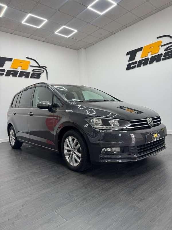 Gris Usado 2017 VW Touran Advance Monovolumen | 14.500 € (Buen precio) - Imagen 1/4