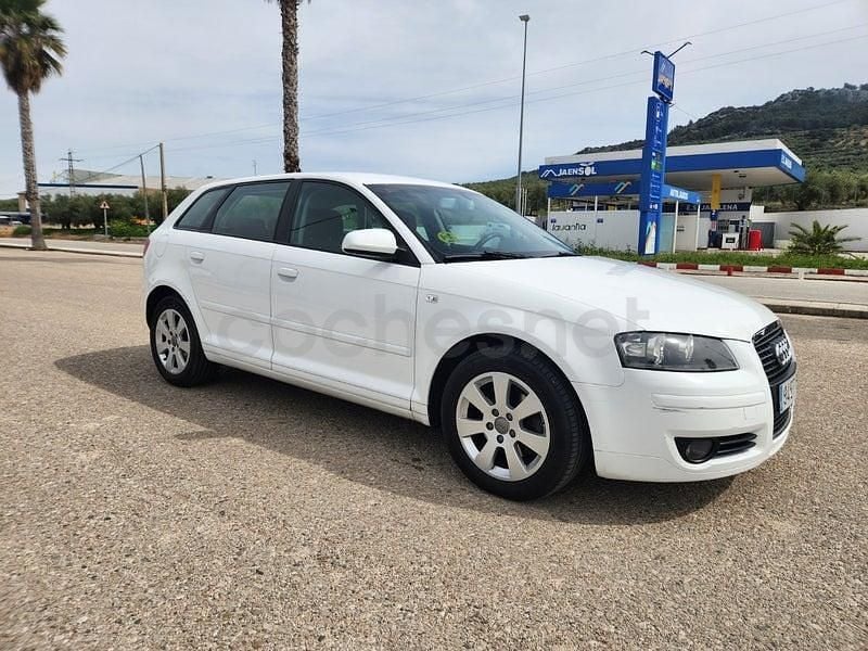 Usado Audi A3 Ambition 140 CV (102 kW) 2007 Blanco Utilitario