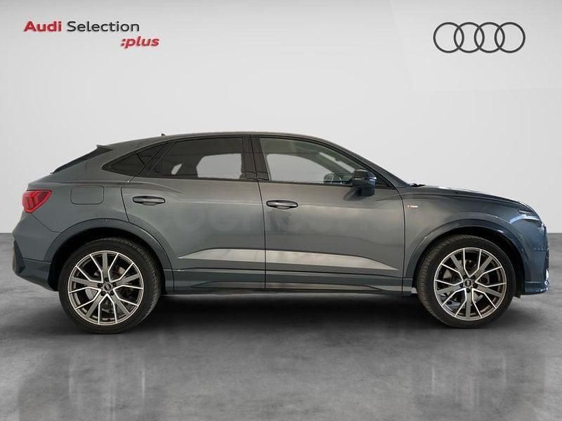 Usado Audi Q3 Sportback Ambiente 200 CV (147 kW) 2022 Gris / plata SUV