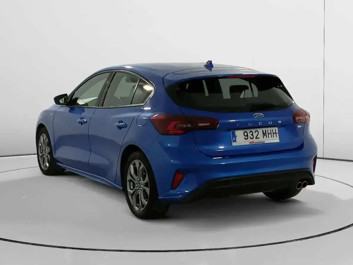 Usado Ford Focus ST-Line 125 CV (91 kW) 2023 Azul Berlina