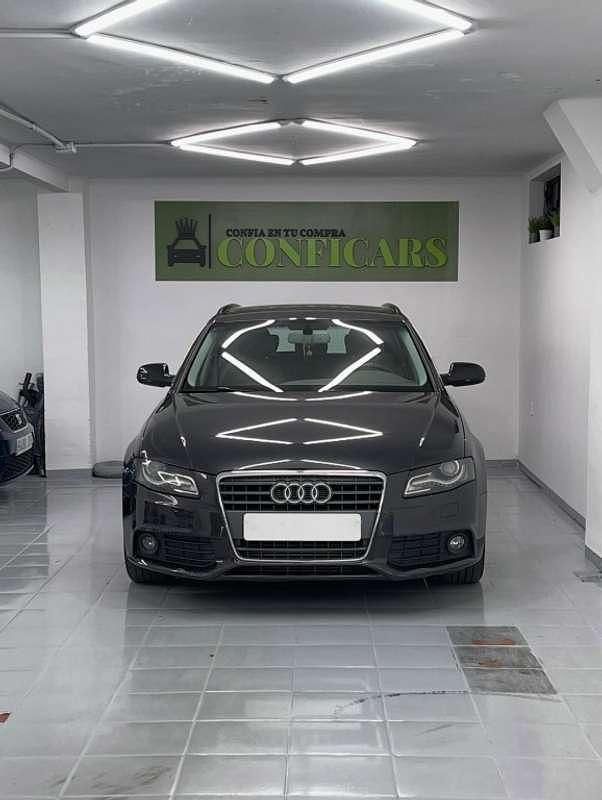 Usado Audi A4 Advanced 136 CV (100 kW) 2012 Marrón Familiar
