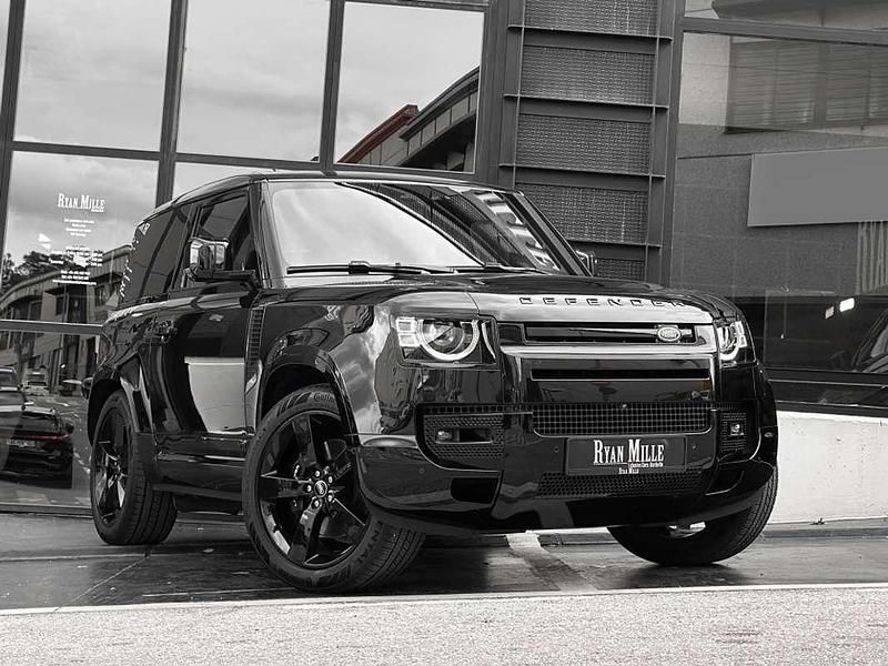 Negro Usado 2024 Land Rover Defender SUV | 136.900 € - Imagen 1/4