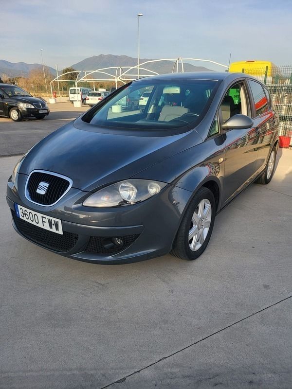 Gris Usado 2007 Seat Altea Stylance Monovolumen | 6490 € (Precio justo) - Imagen 1/4