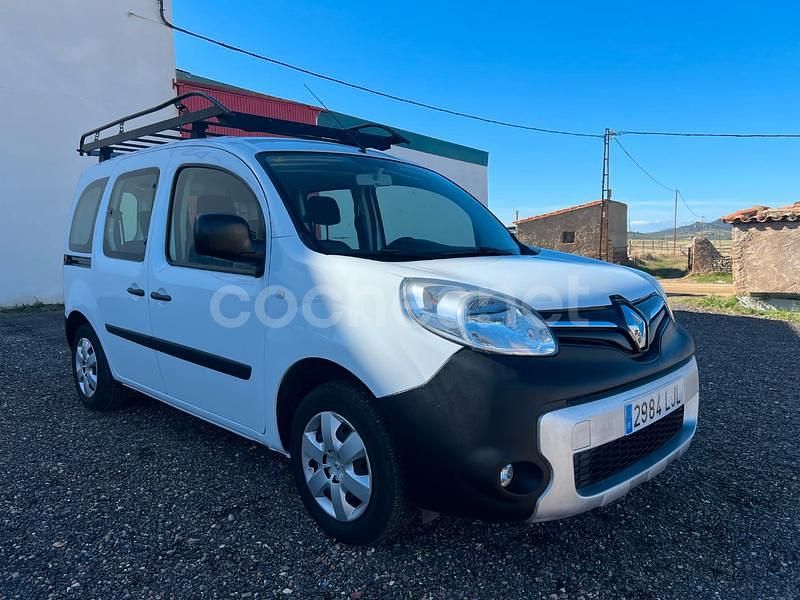 Usado Renault Kangoo Expression 90 CV (66 kW) 2020 Blanco Familiar