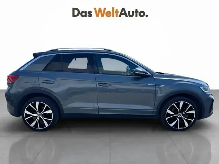 Usado VW T-Roc R-line 150 CV (110 kW) 2023 Gris SUV
