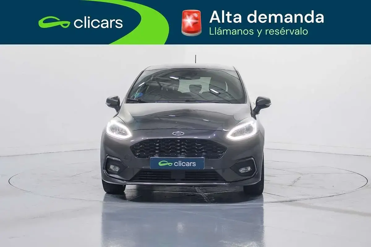 Usado Ford Fiesta ST-Line 76 CV (55 kW) 2019 Gris Utilitario