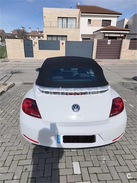 Usado VW Beetle Design 110 CV (80 kW) 2015 Blanco Utilitario