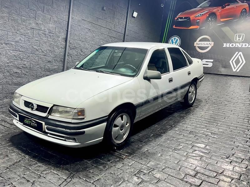 Usado Opel Vectra 170 CV (125 kW) 1994 Blanco Berlina