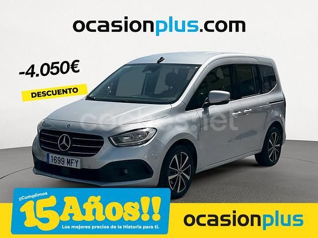 Gris / plata Usado 2023 Mercedes T180 Monovolumen | 25.650 € (Precio justo) - Imagen 1/4