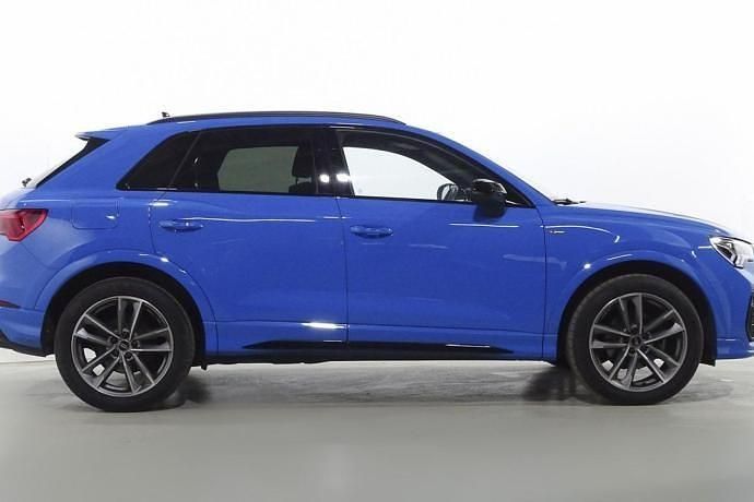 Usado Audi Q3 150 CV (110 kW) 2023 Azul SUV