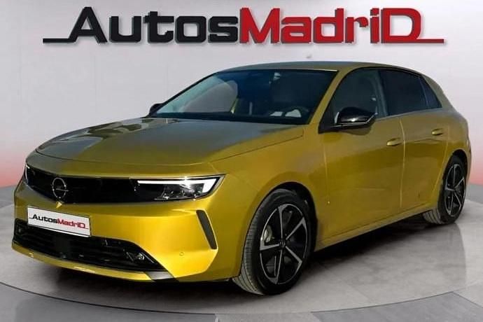 Usado Opel Astra Elegance 130 CV (95 kW) 2023